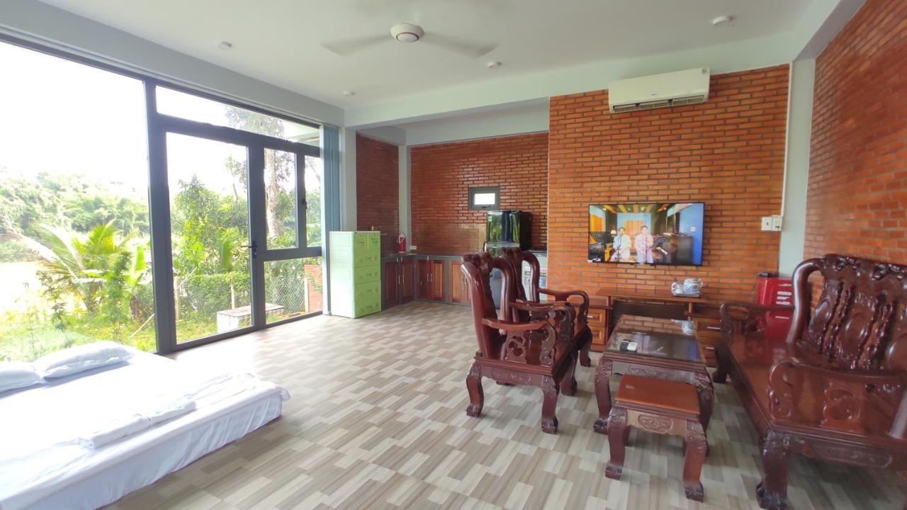 Homestay Dat Viet Cat Tien Esterno foto
